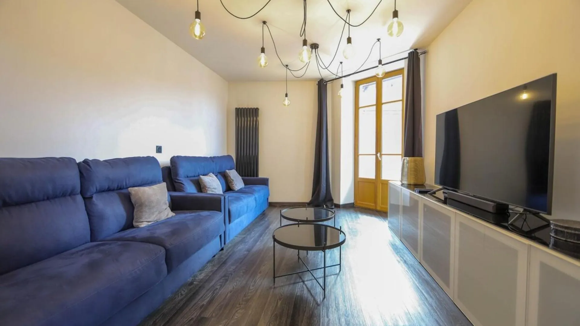 2 Bd Apartment With Sauna In The Center Of Annecy 0*,